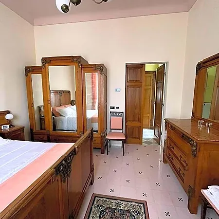 Labor Отель Montecorvino Pugliano